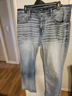 Men's Jean's BKE Size 36X32 From Buckle