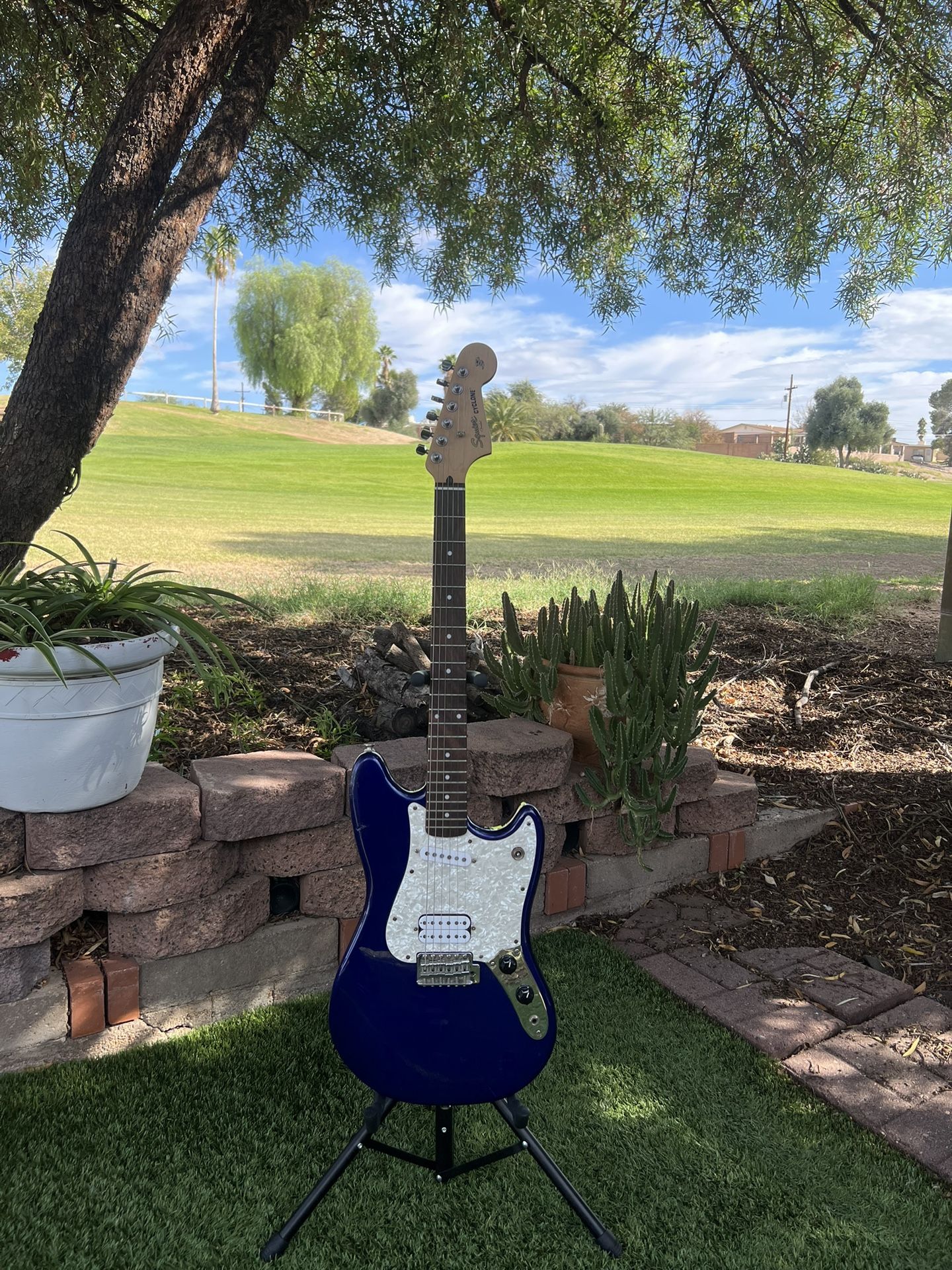 Fender Squire Cyclone Guitar Cobalt Blue Early 2000’s