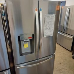 LG 28cu.ft 3-Door French Door Refrigerator