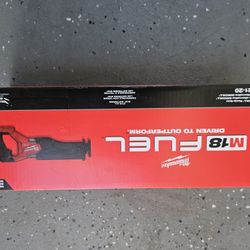 milwaukee fuel reciprocating sawzall v18