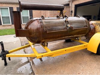 Custom Craft 250 Gal Smoker on Trailer