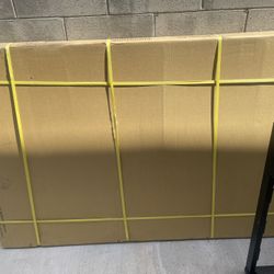 metal bed frame King size brande new