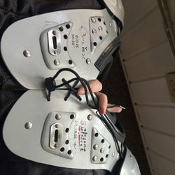 Schutt Y-Flex 4.0 Youth football shoulder pad