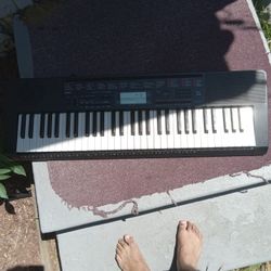 Electric Piano (61 Key)