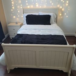 Girls Bedroom Set For Sale ASAP