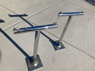 Table legs