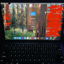 Apple MacBook Air 13 (M1, 2020) $800 OBO Cash Only No Trades