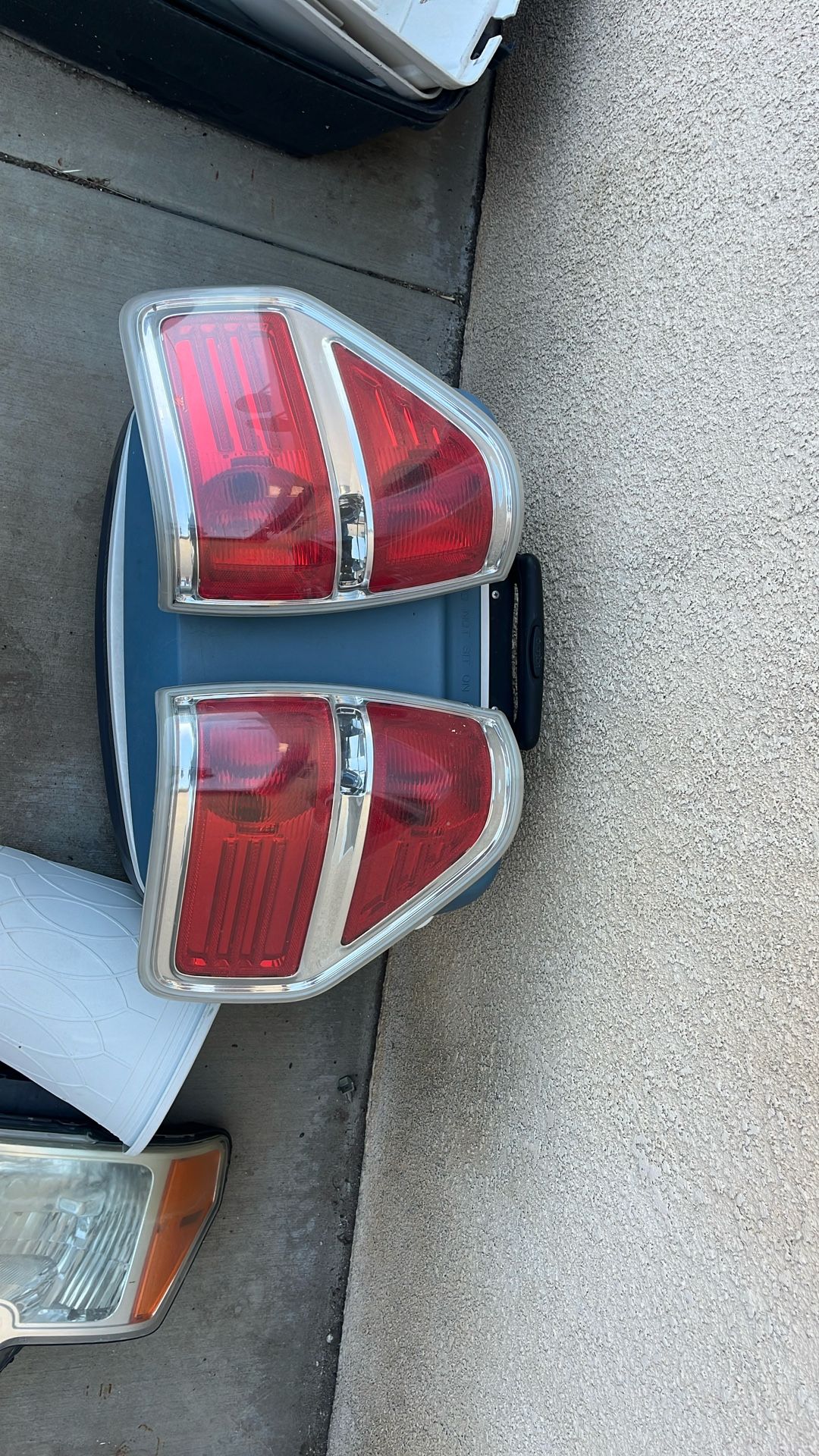 f-150 tail lights
