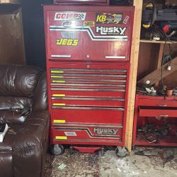 Husky Took Box 2pc Great Condition $500