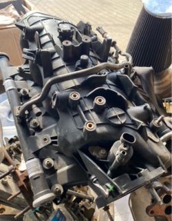 Chevrolet / GMC intake Manifold
