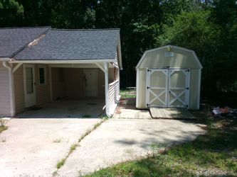 Barn style storage building