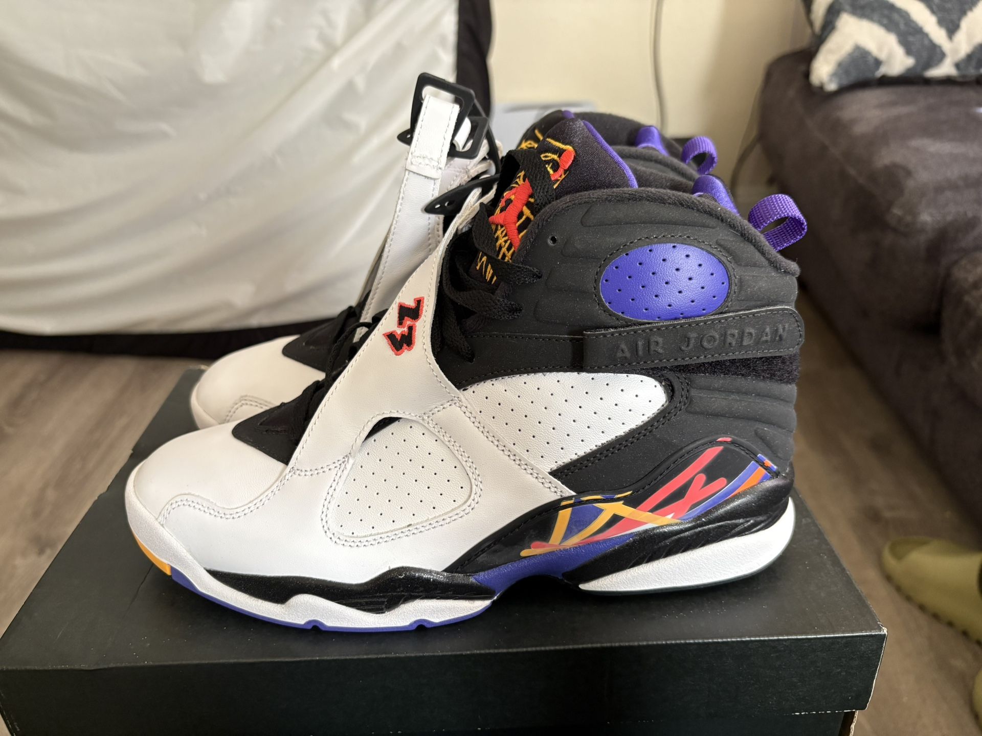 Jordan 8s