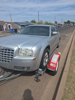 2005 chrysler 300 touring