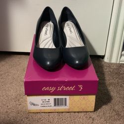 Easy Street Womens Fabulous Cone Heel Pumps