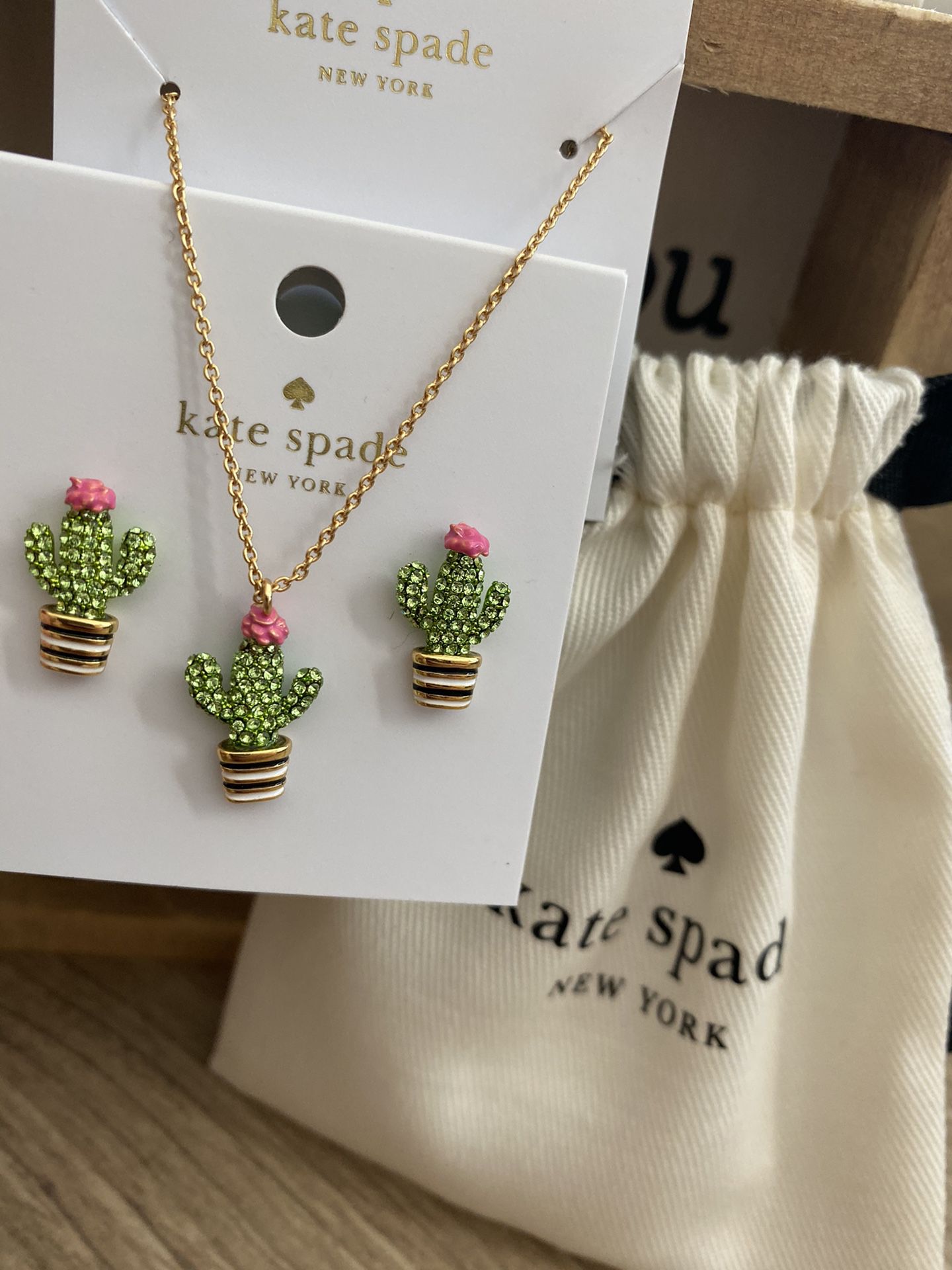 Kate Spade Cactus Pendant Necklace Set