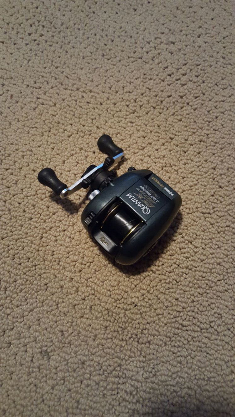 Zebco Left Hand Quantum EX 301P Baitcast Reel 3-Ball Bearings Power  Retrieve for Sale in St. Charles, IL - OfferUp