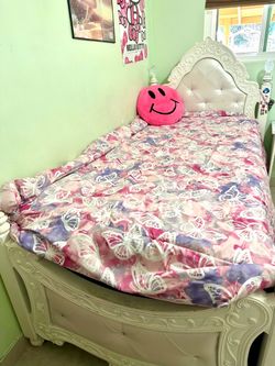 White Ornate Victorian-Style Twin Bed Frame $150