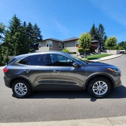 2020 Ford Escape Awd 19k Obo