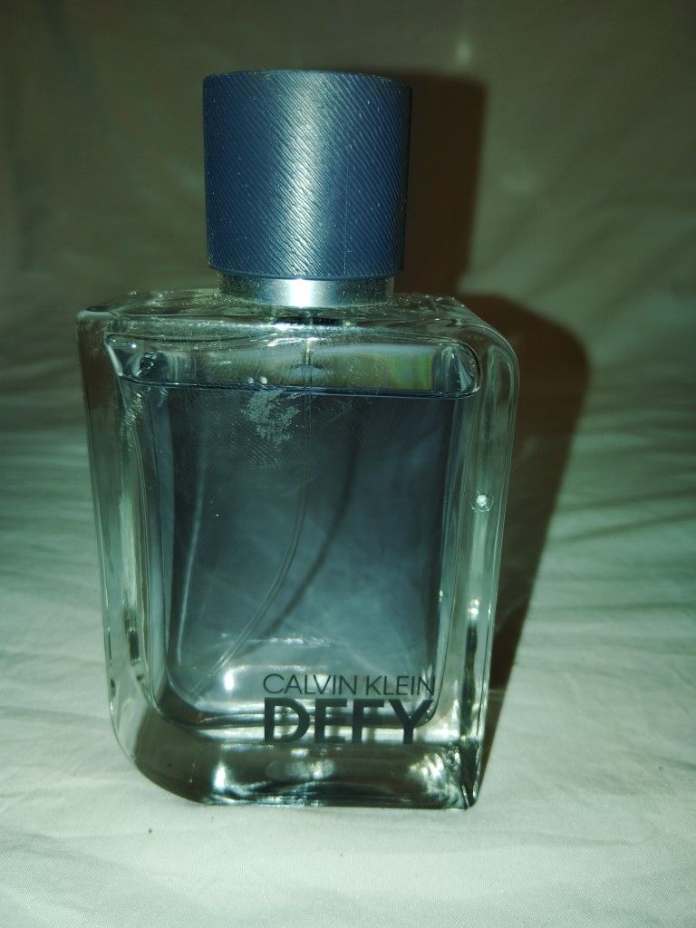 Calvin Klein DEFY