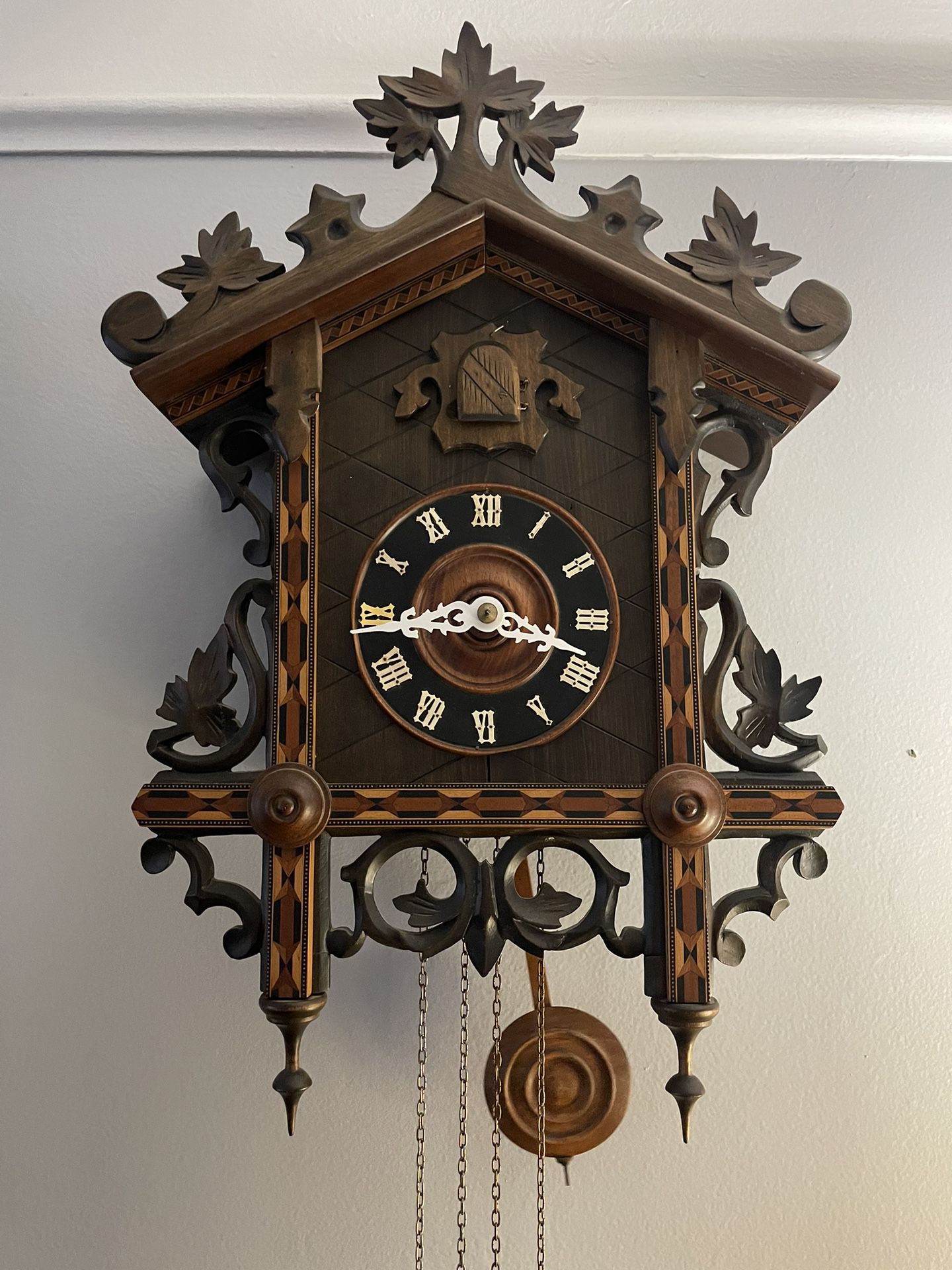 Well Maintained Early 1900’s Black Forest Cuckoo Clock 