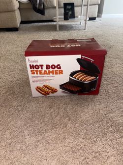 Hot dog steamer