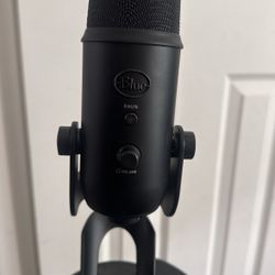 Blue Yeti USB Microphone 
