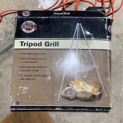 Tripod Grill