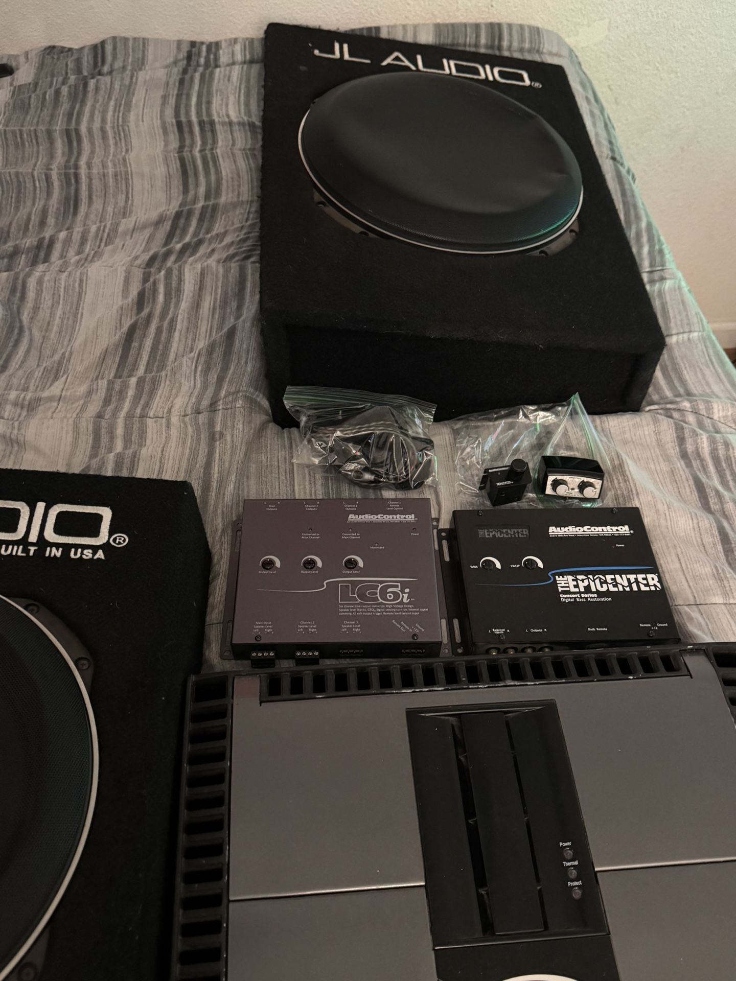 Subwoofers , Amp