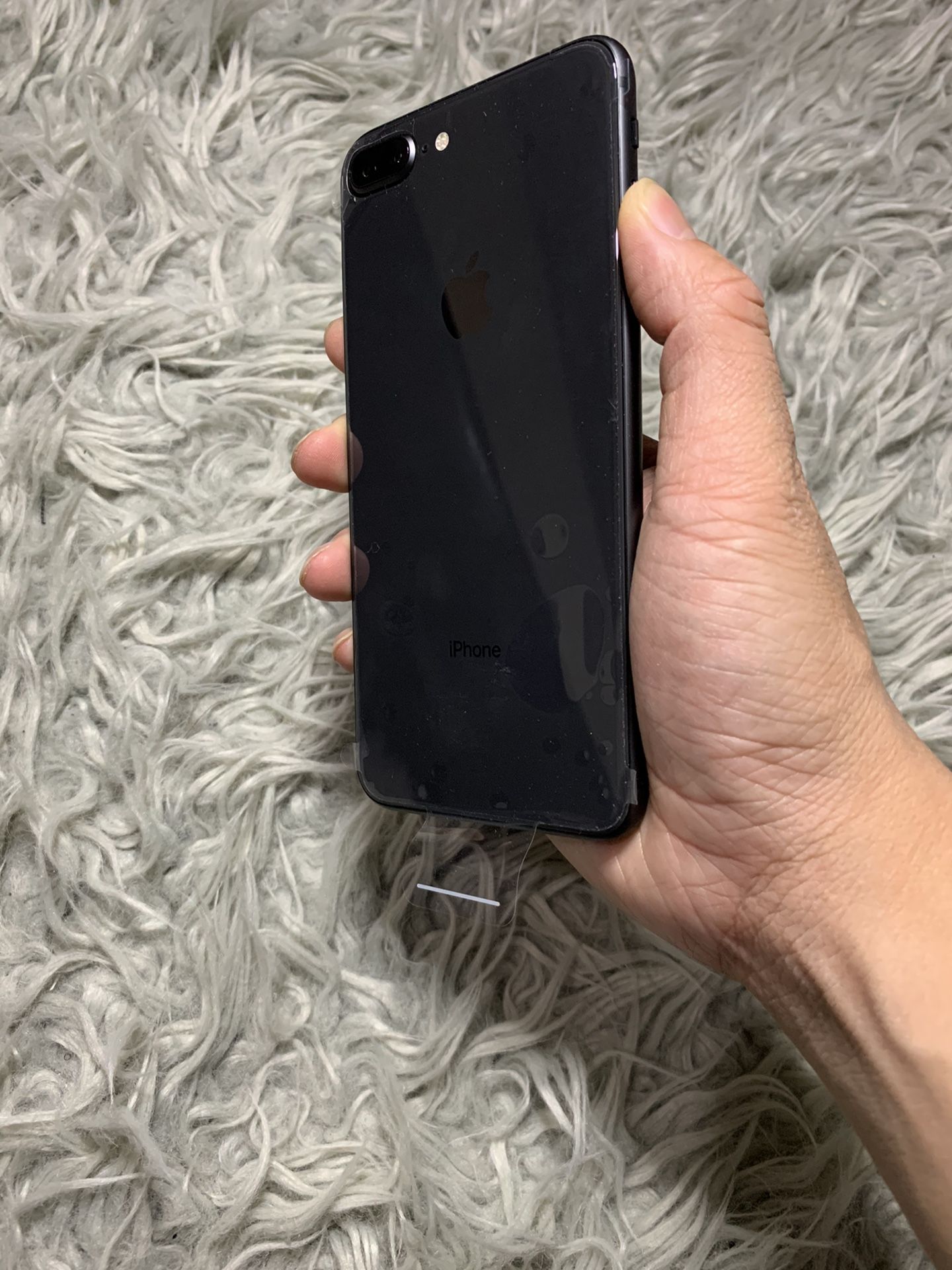 iPhone 8 Plus Unlocked New 100% feedbacks 5 stars