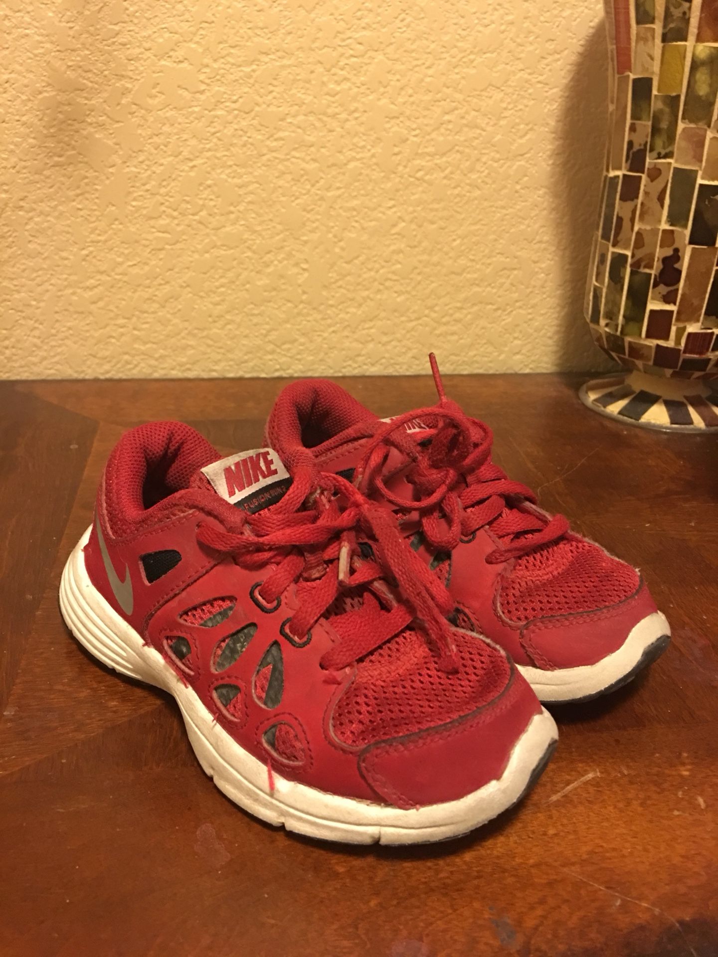 Boys Nike fusion size 11c