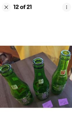 Pacific NW ~ VINTAGE 1(contact info removed) 1963 ~ 7UP BOTTLES ~ BOTTLING WORKS HOQUIAM, WASH. O-I PLANT 23
