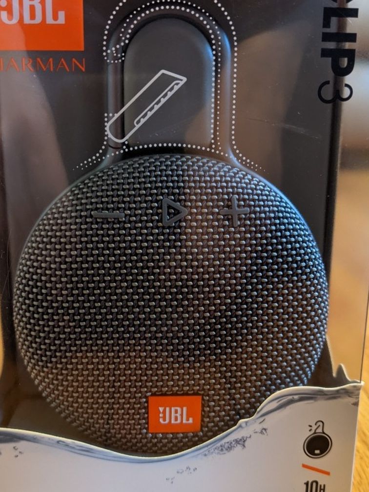 JBL Clip 3 PORTABLE WATERPROOF Bluetooth Speaker Black