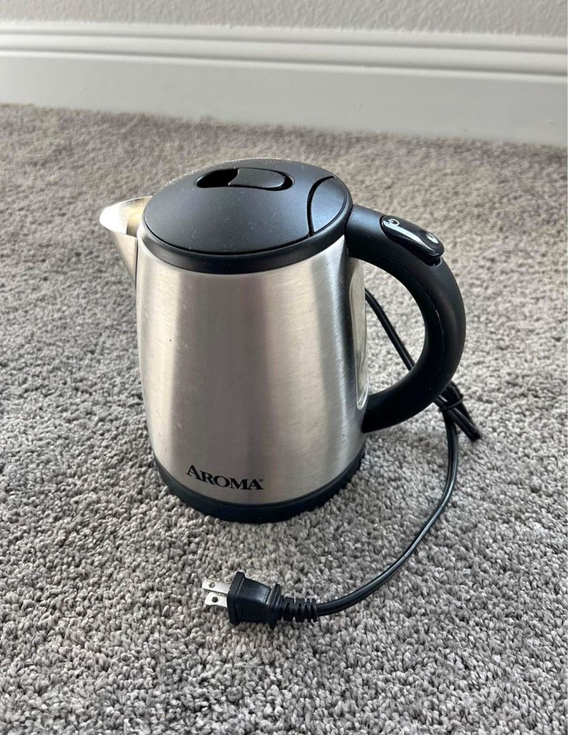 Stainless hot water kettle (Used)  