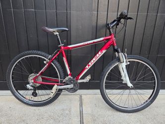 Trek 3 Series Mountain Bike