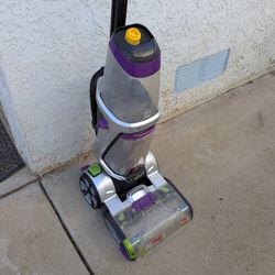 Bissell Pro Heat 2 Carpet Cleaner 