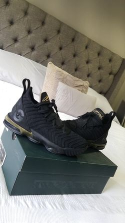 LeBron's XVI wore one time size 5.5