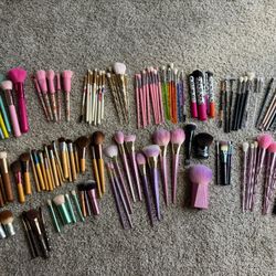 Makeup Brushes - Jeffree Star, Morphe, Real Techniques, Sephora, and more