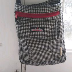 KAVU Crossbody Bag For Sale 