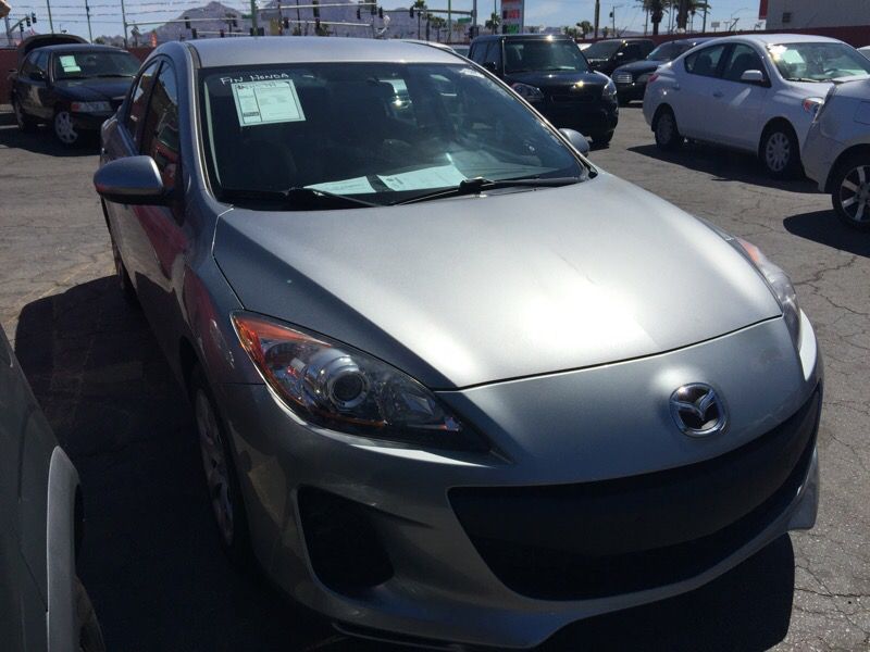 2013 Mazda 3 $500 Down Delivers.