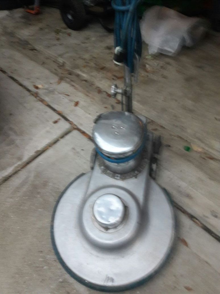 Máquina para bufear pisos