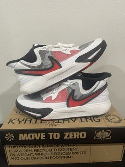 Nike Kyrie 6.5Y 8W