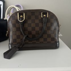 Louis Vuitton Alma BB