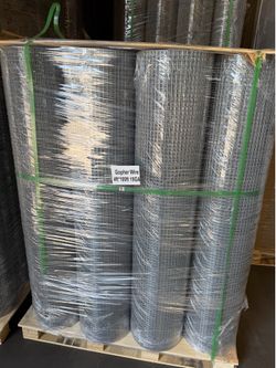 1 pallet gopher wire 20 rolls
