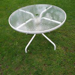 Glass Top Patio Table/40 Inches In Diameter 