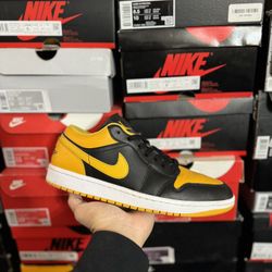 Jordan 1 Low Yellow Ochre size 9.5 USED But Clean