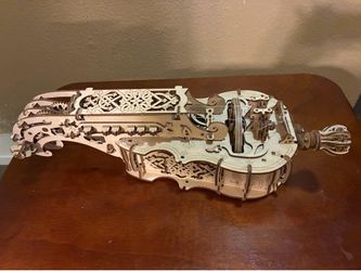 Mechanical Wooden Violin Model Kit UGEARS