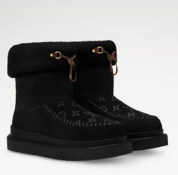 Womens LV size 8