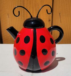 Ceramic Tea Pot