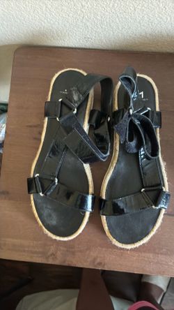 Marc Fisher sandals size 8.5