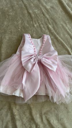 Pink newborn picture dress